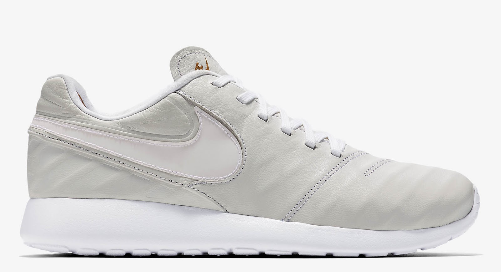 Nike 2025 roshe three